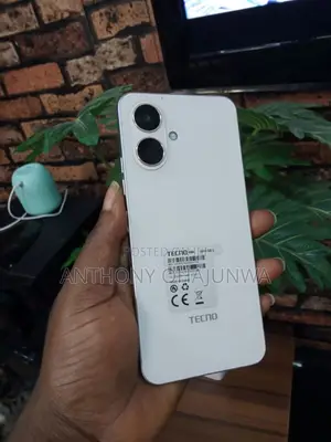 New Tecno Pop 10 64 GB White
