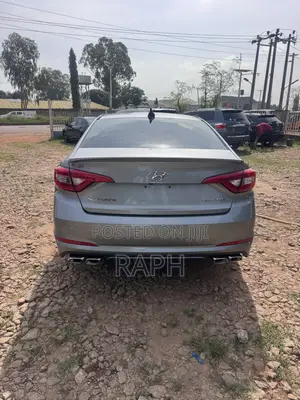 Hyundai Sonata 2015 Gray