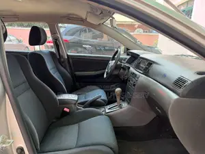 Toyota Corolla 2007 Silver