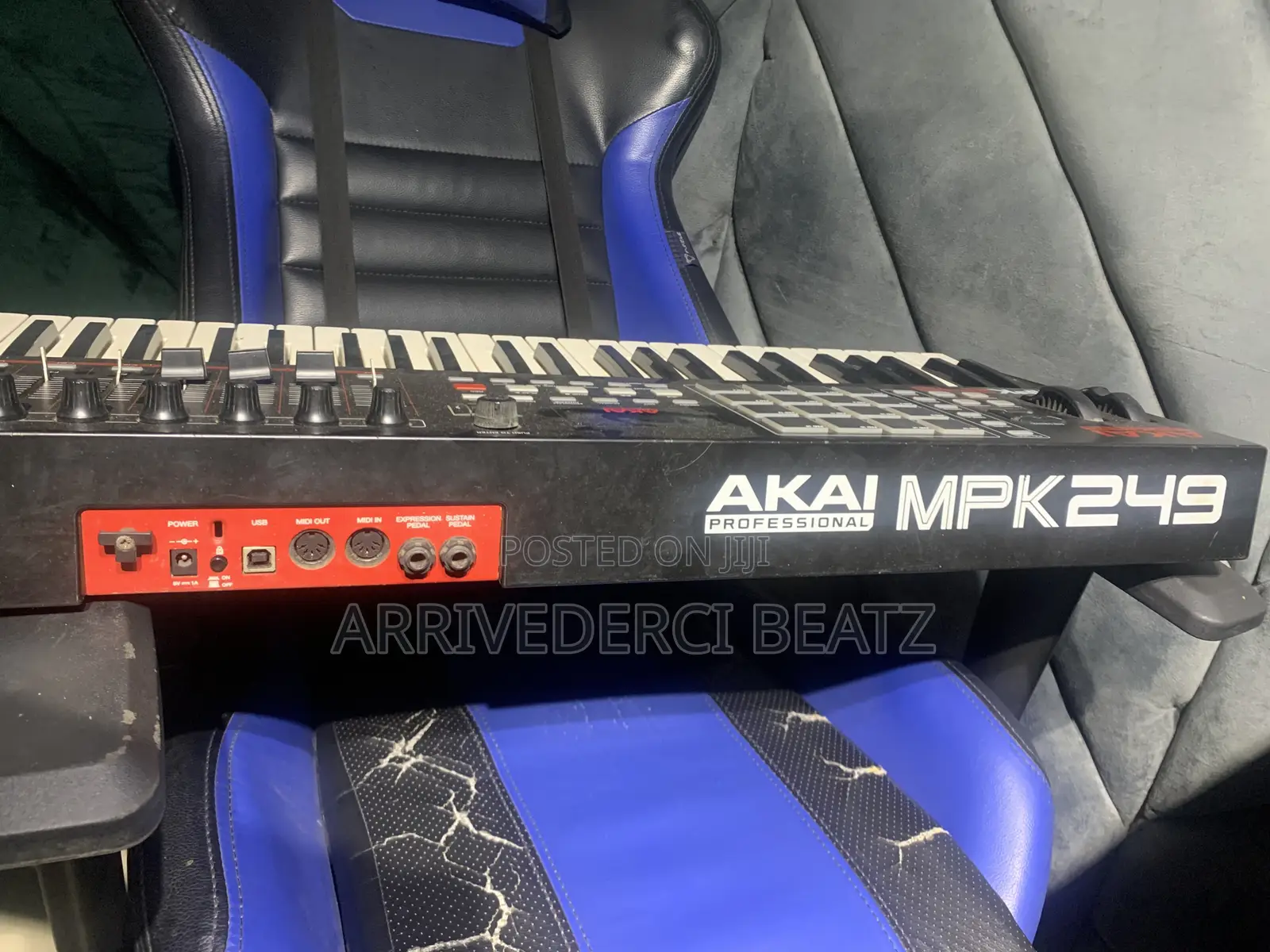 Akai Professional MPK249 49-Key USB MIDI Keyboard and Pad Controller