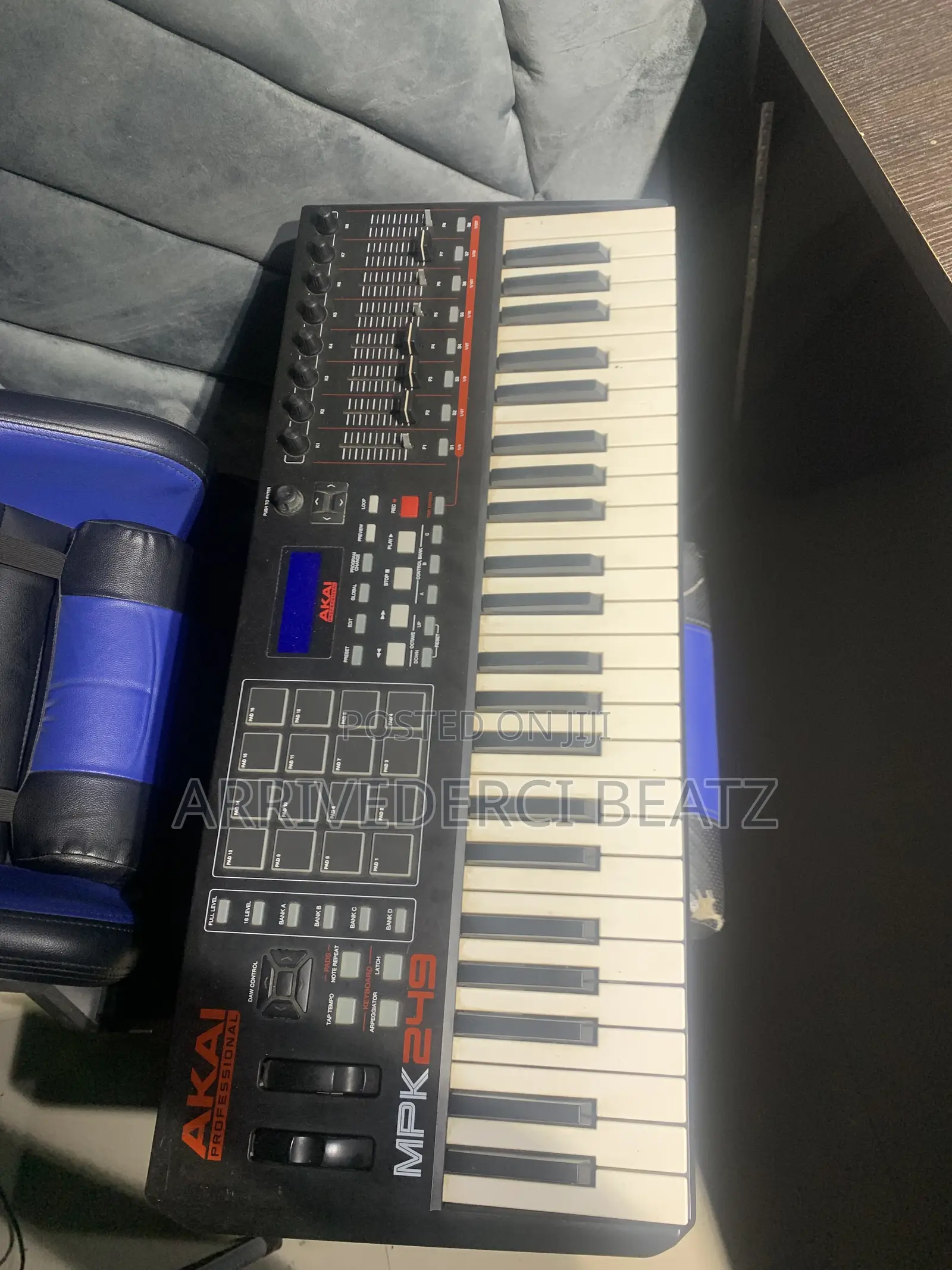 Akai Professional MPK249 49-Key USB MIDI Keyboard and Pad Controller