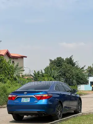 Toyota Camry 2016 Blue