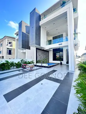5bdrm Duplex in Mega Estate, Ikota for sale