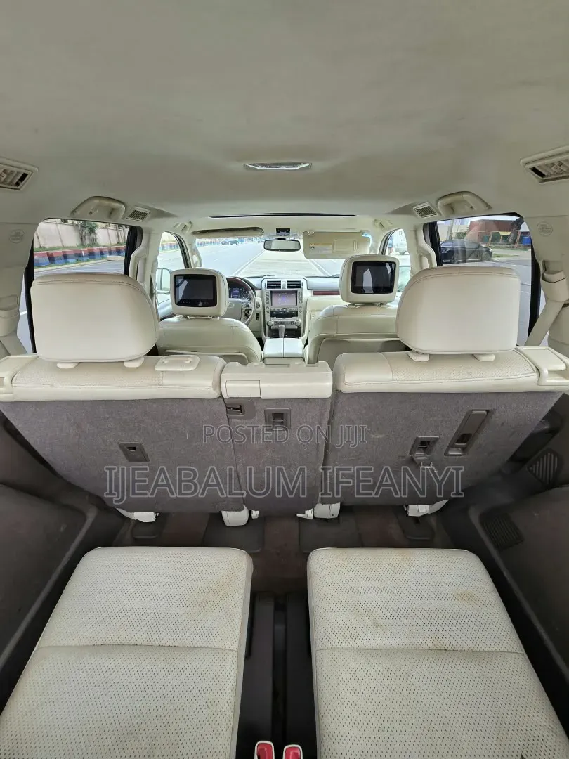 Lexus GX 2014 Silver