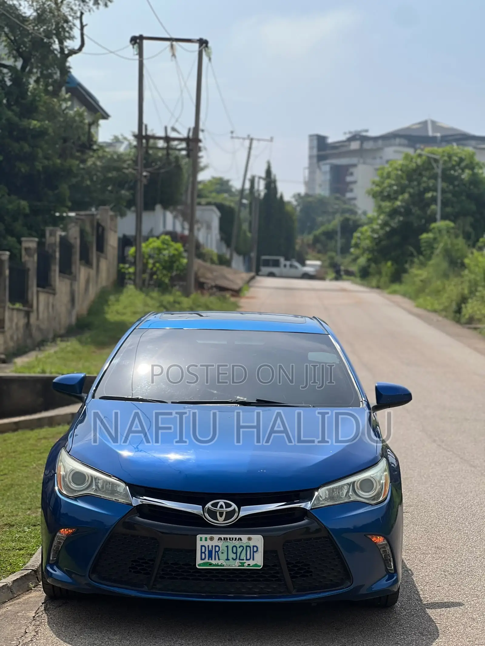 Toyota Camry 2016 Blue