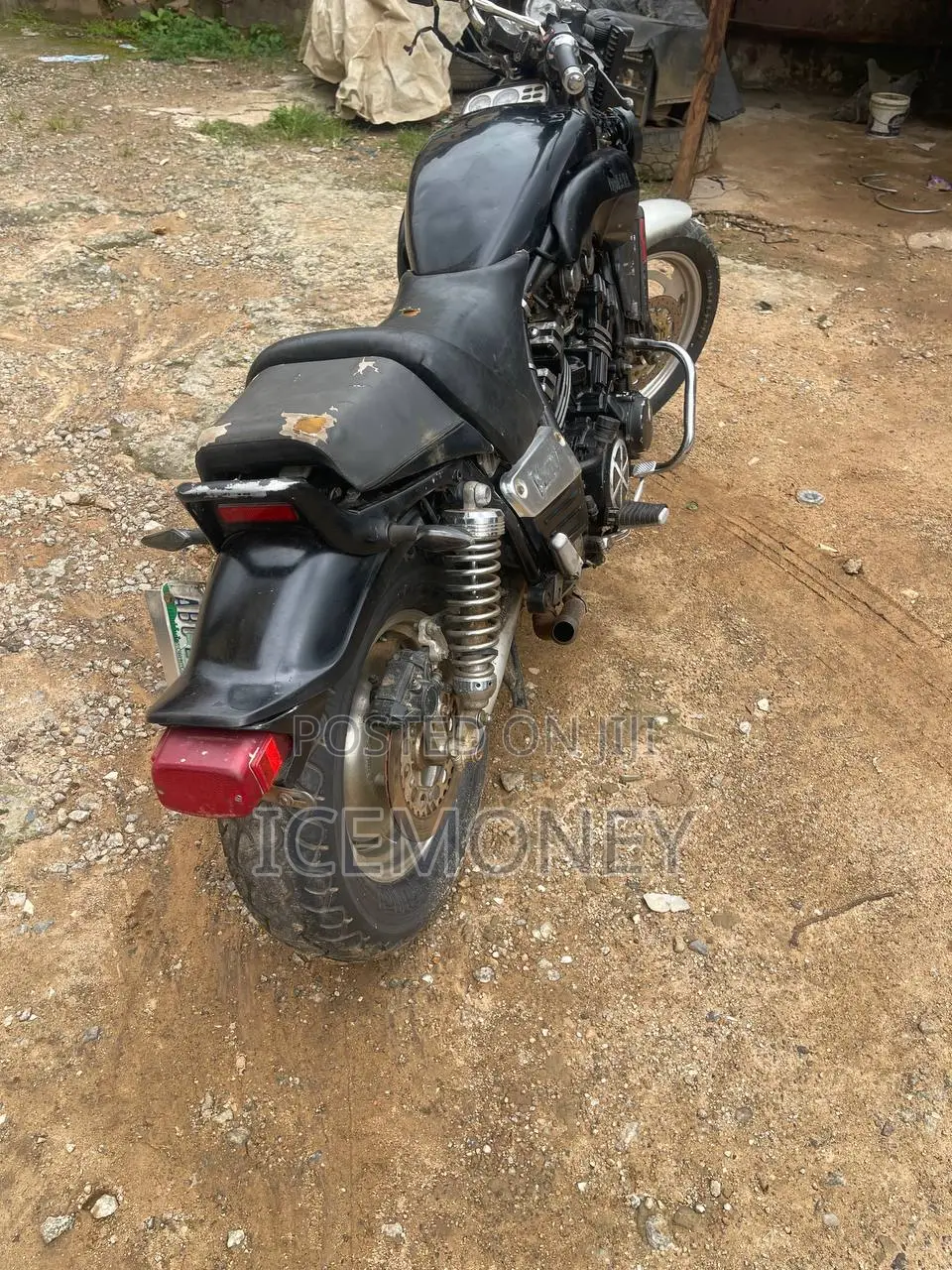 Yamaha V Max 2000 Black