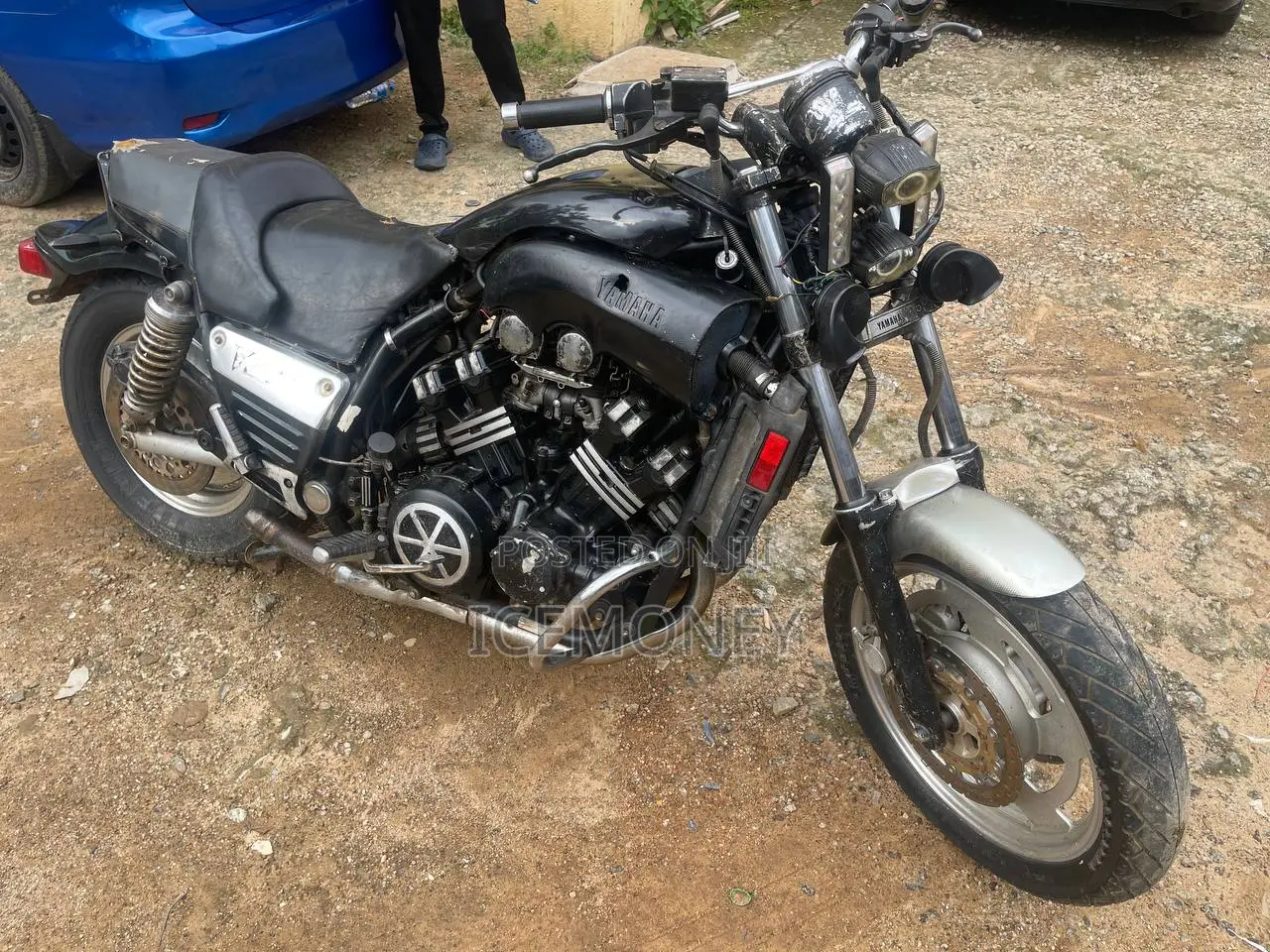 Yamaha V Max 2000 Black