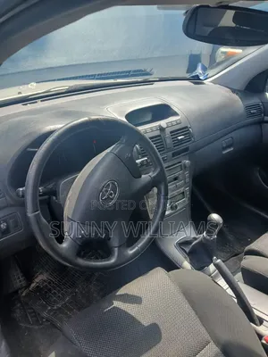 Toyota Avensis 2006 Silver