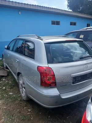 Toyota Avensis 2006 Silver