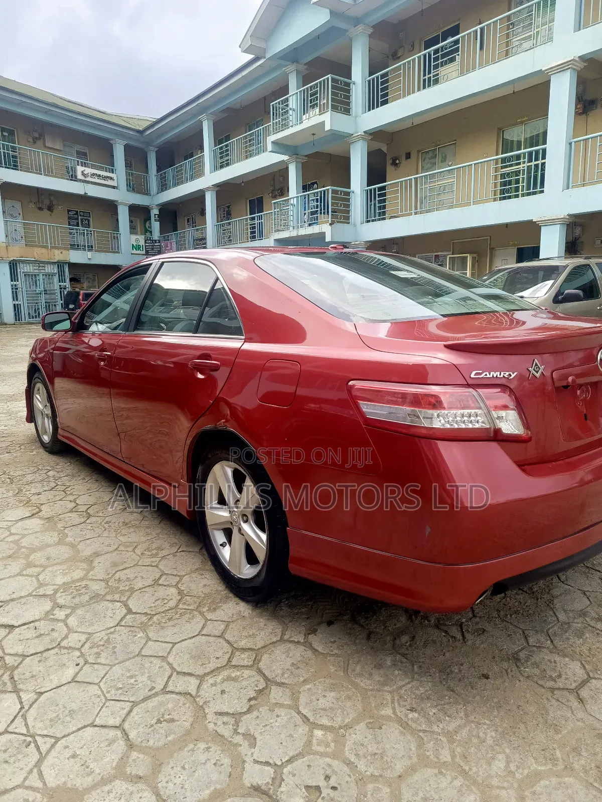 Toyota Camry 2011 Red