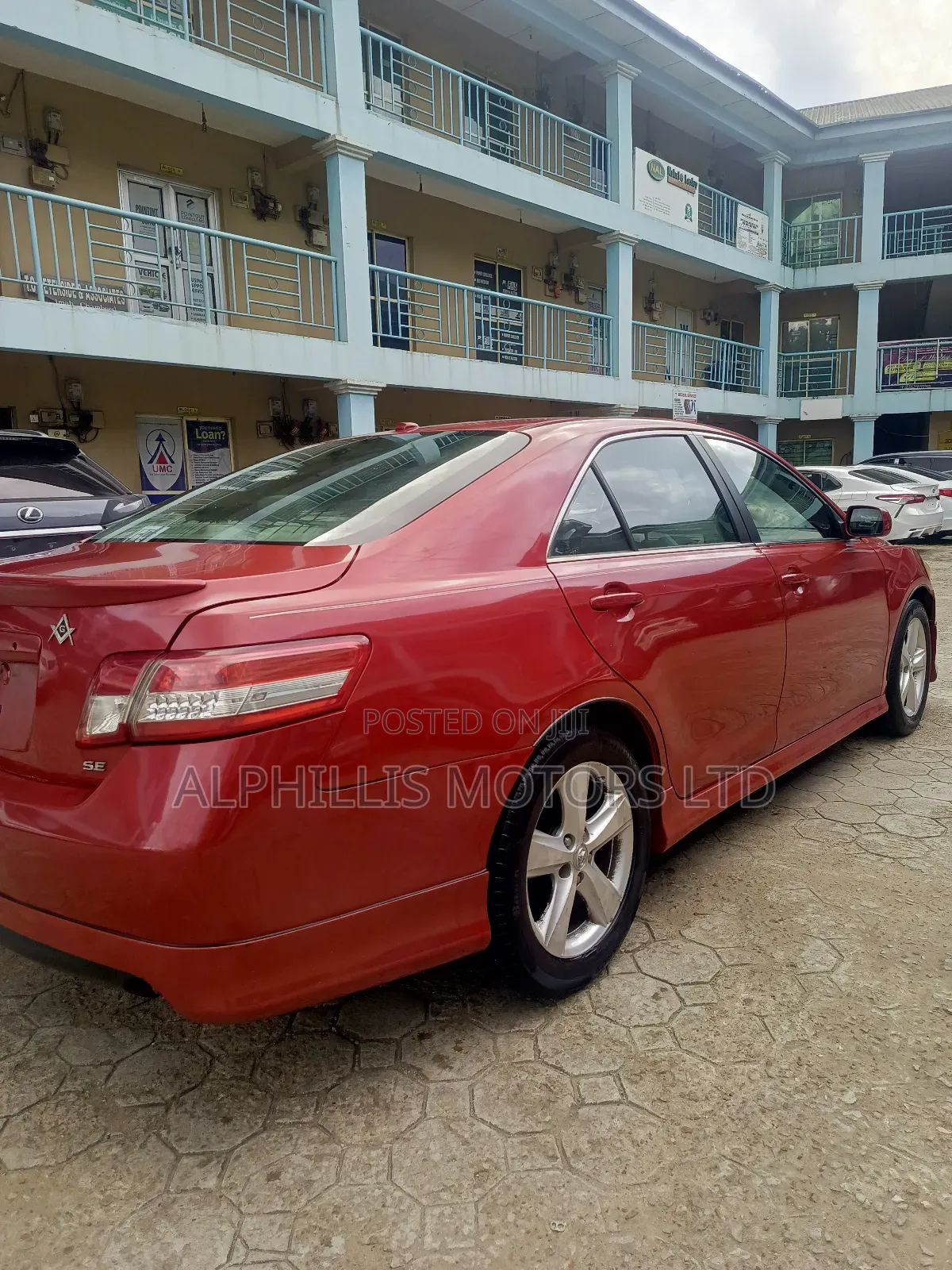 Toyota Camry 2011 Red