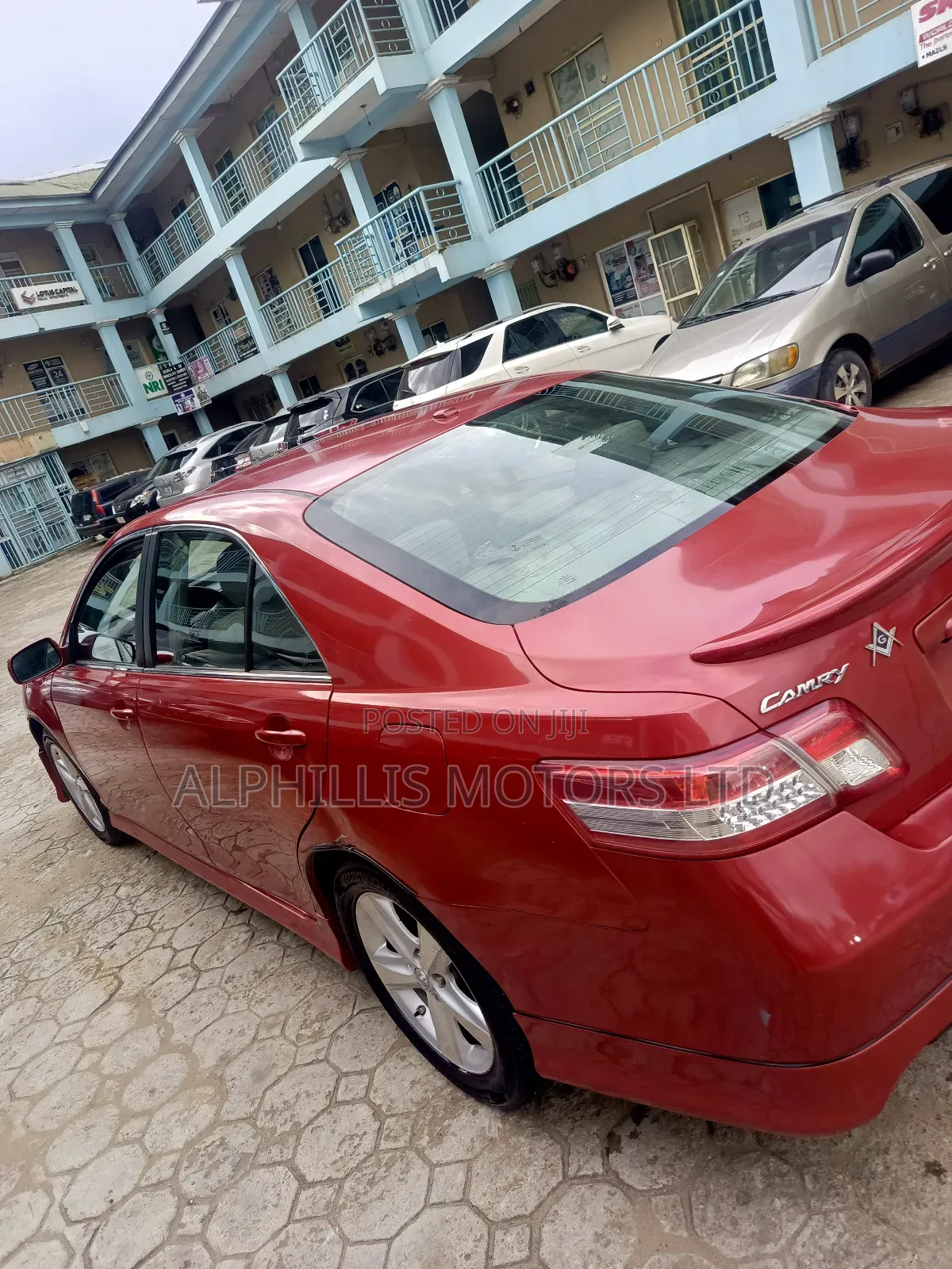 Toyota Camry 2011 Red