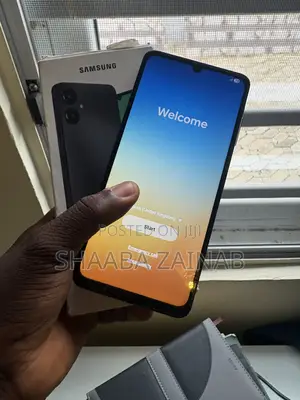 New Samsung Galaxy A06 64 GB Black