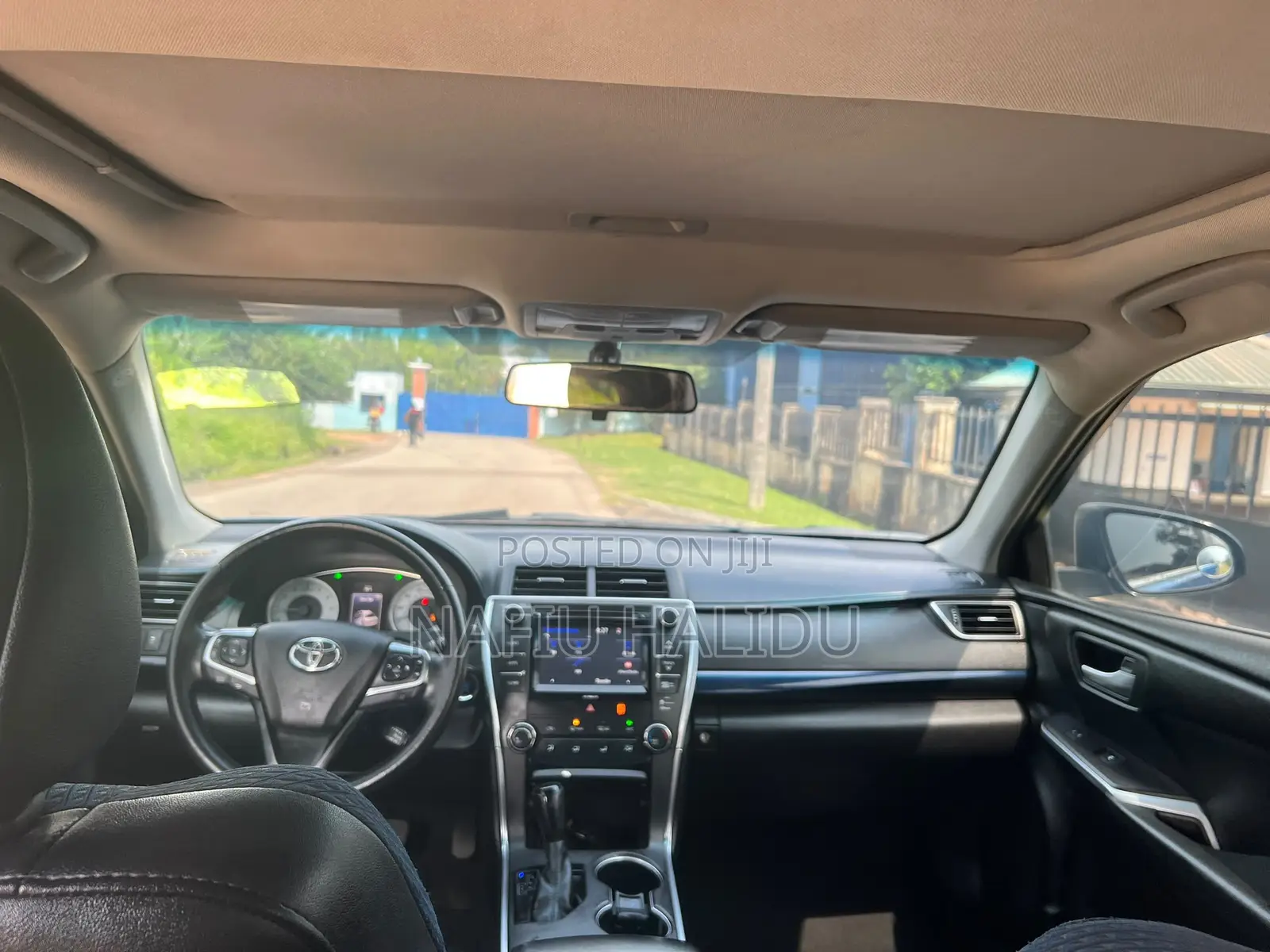 Toyota Camry 2016 Blue