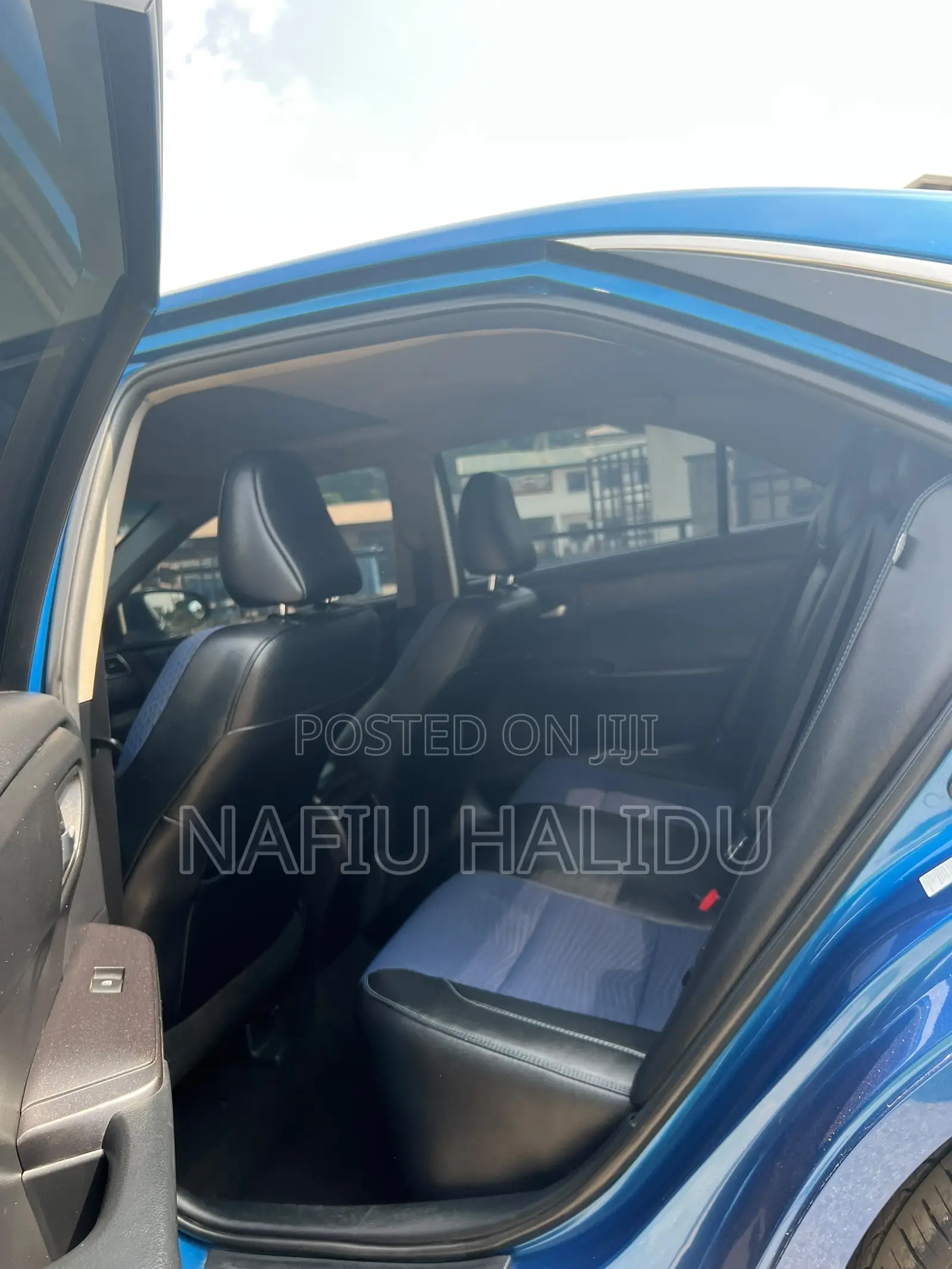 Toyota Camry 2016 Blue