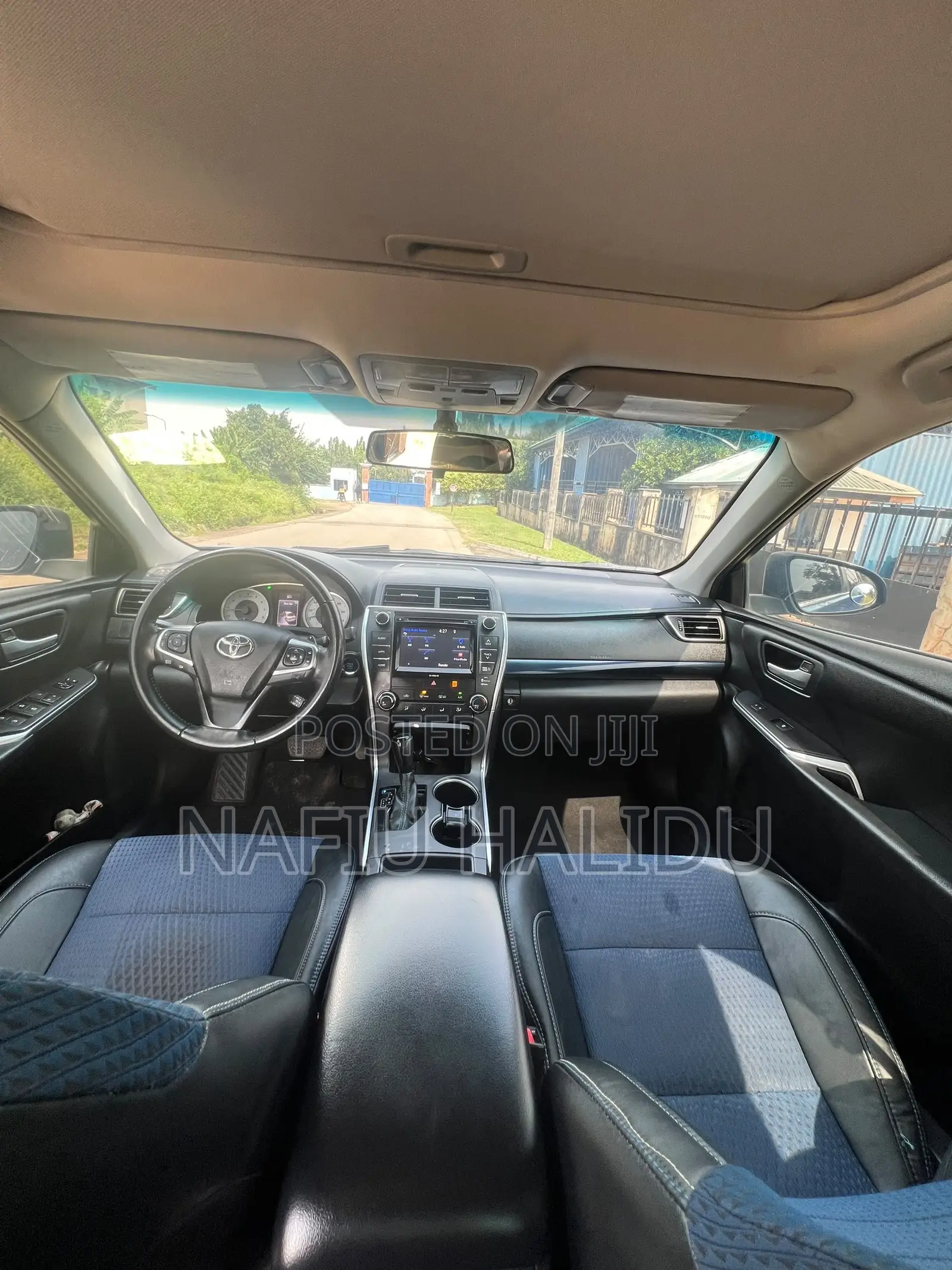 Toyota Camry 2016 Blue
