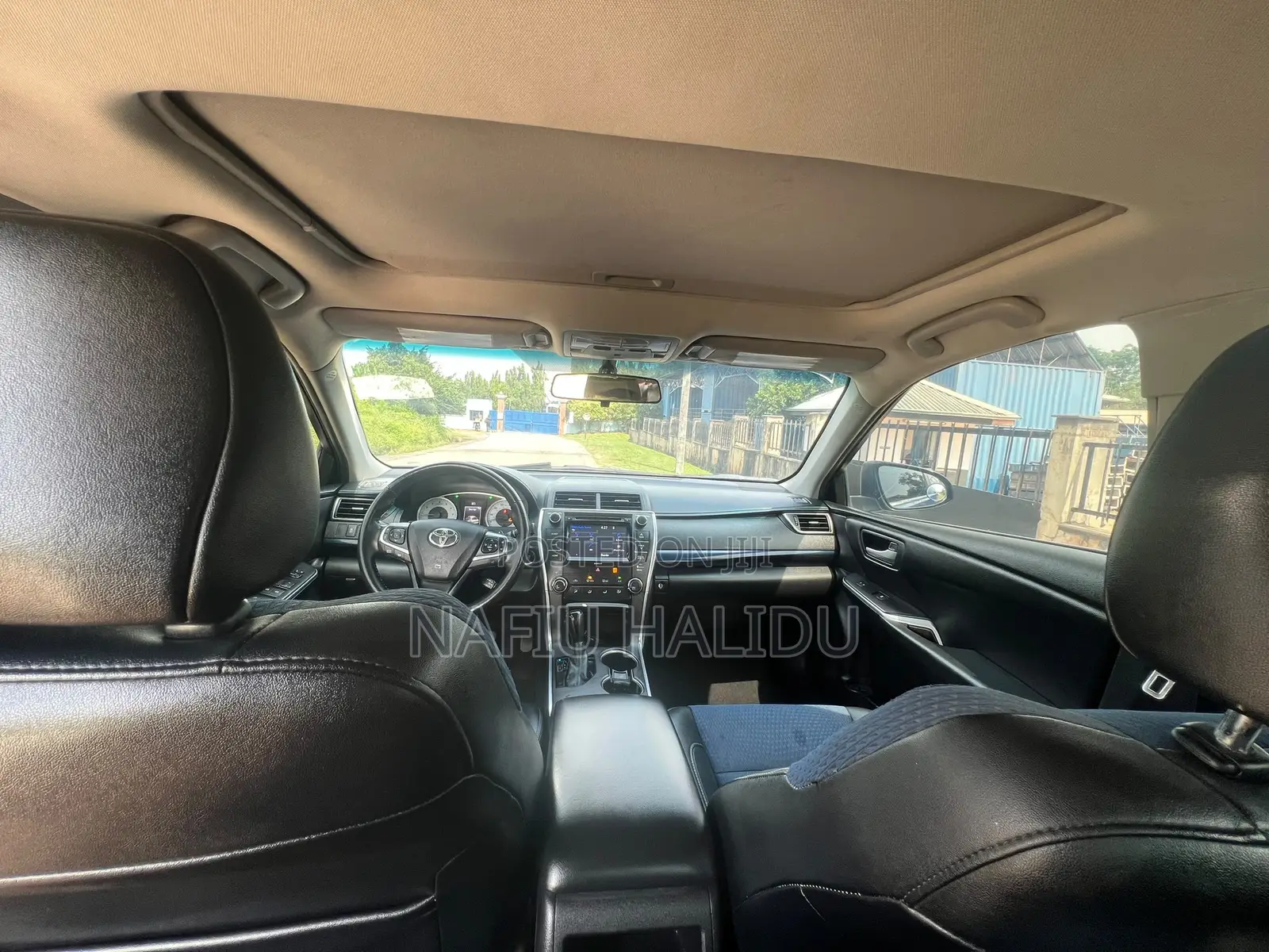 Toyota Camry 2016 Blue