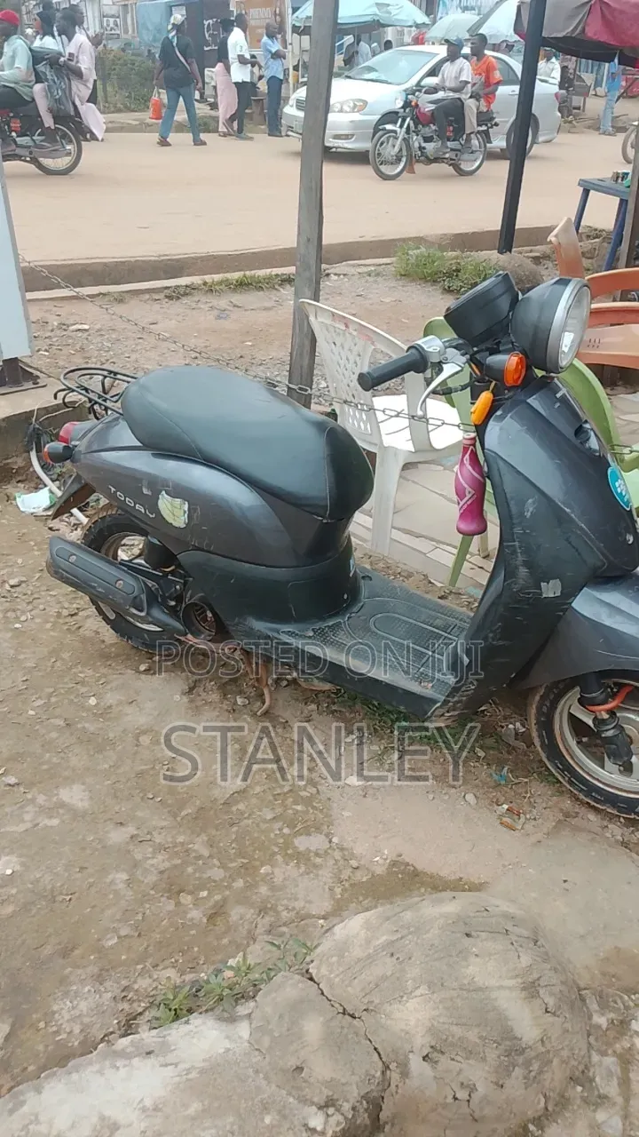 Honda CB 2016 Black