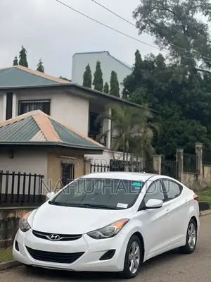 Hyundai Elantra 2013 White