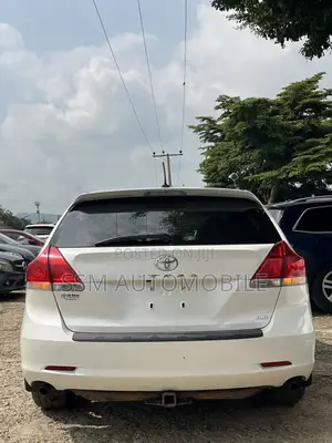 Toyota Venza V6 AWD 2011 White