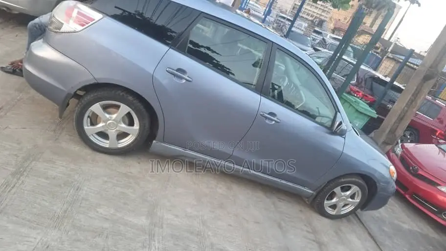 Toyota Matrix 2006 Blue