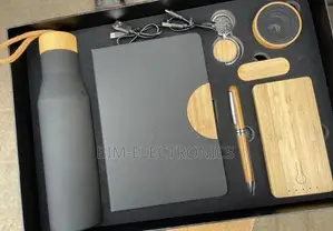 7 in 1 Corporate Gift Set.