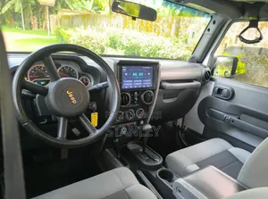 Jeep Wrangler 2010 Silver