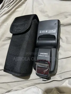 Yungnuo Iv Speedlite