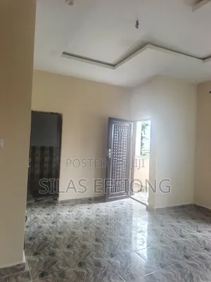 1bdrm Block of Flats in Uyo for rent