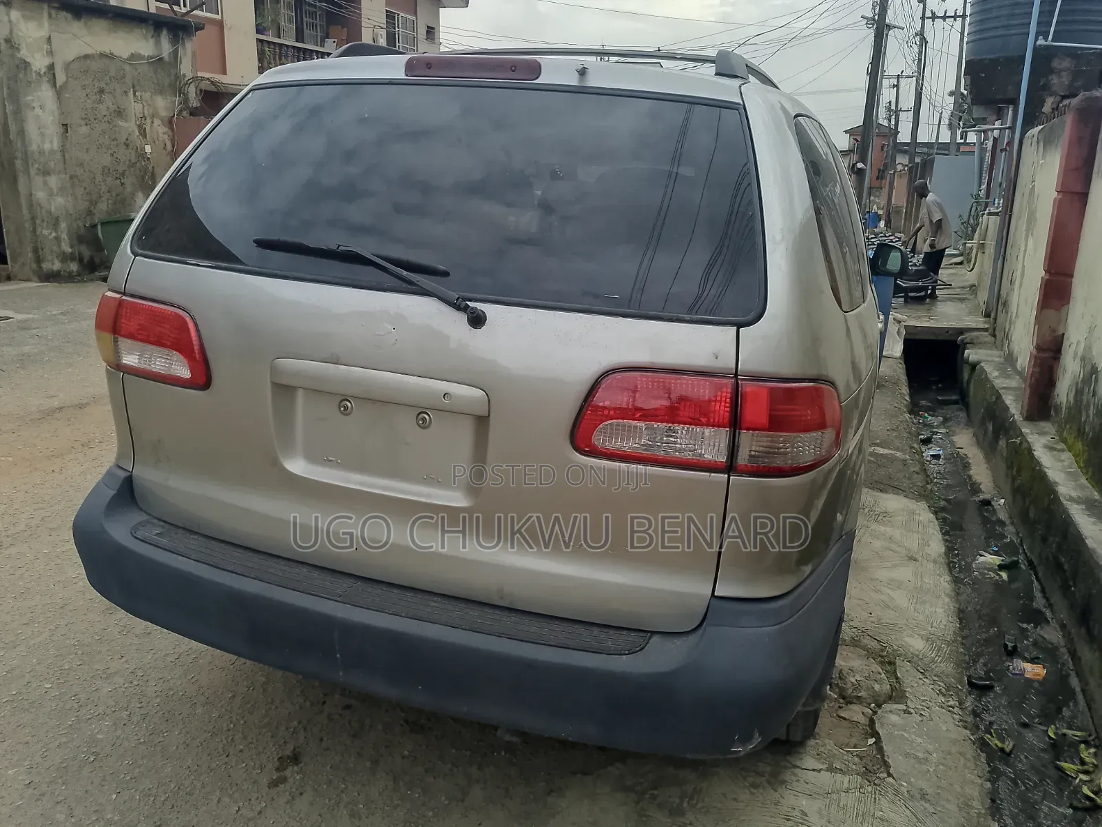Toyota Sienna 2001 Silver