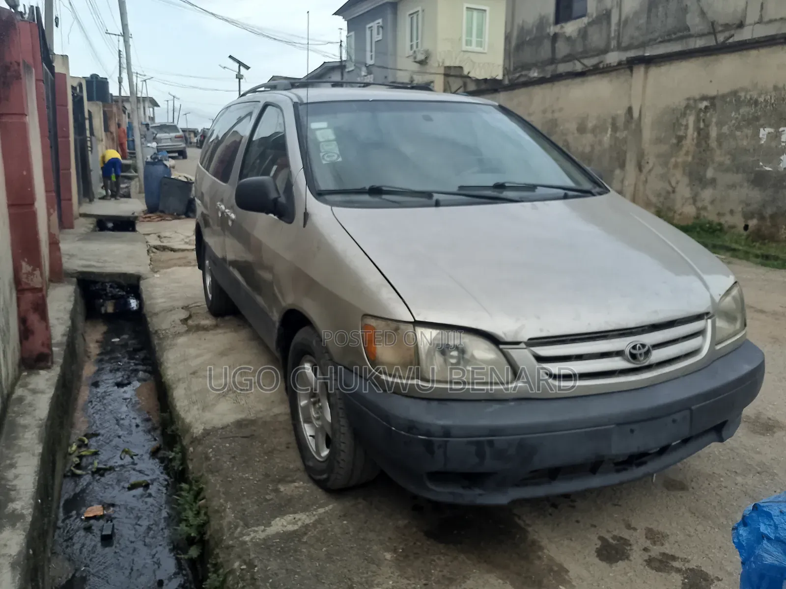 Toyota Sienna 2001 Silver