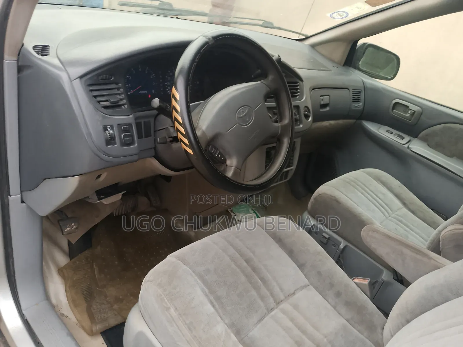 Toyota Sienna 2001 Silver