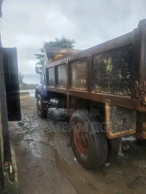 Used Dump Truck Benz 911
