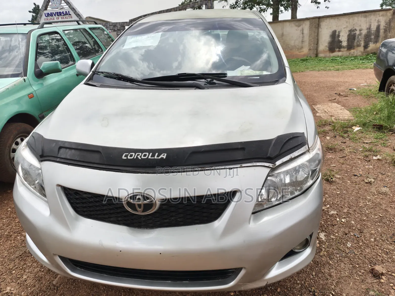 Toyota Corolla 2010 Silver