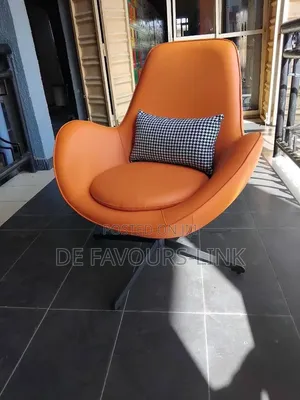 Accent Swivel Chair