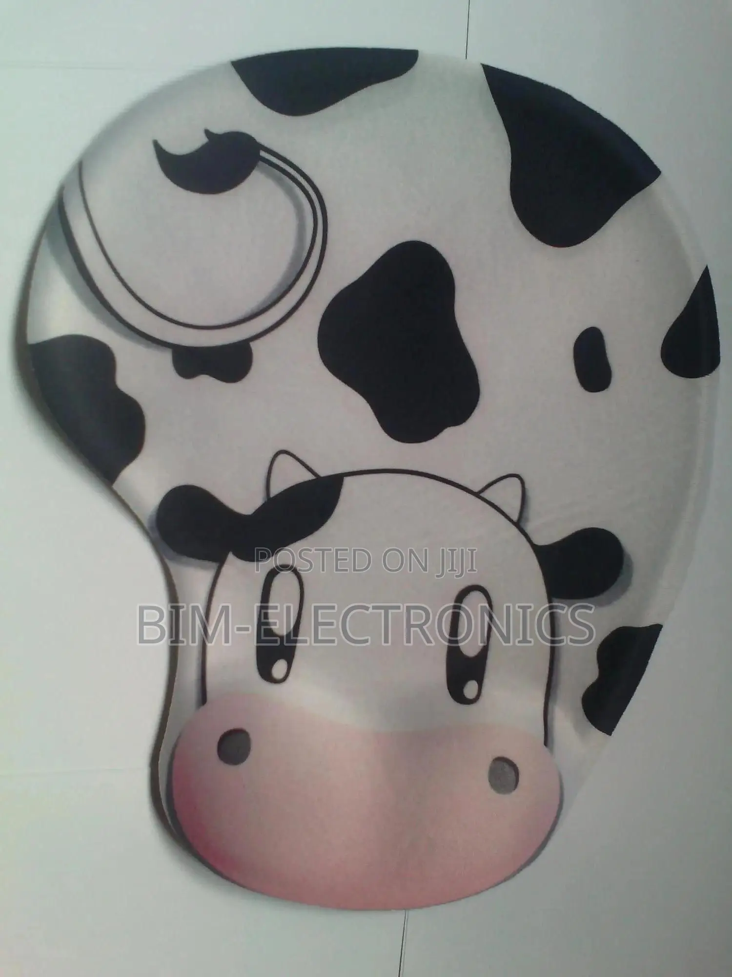 Mouse Pad With Hand Rest.