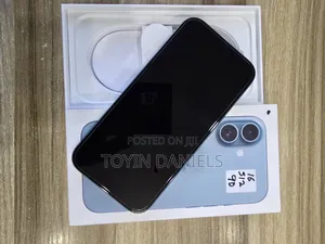Apple iPhone 16 512 GB Green