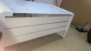 Executive 1.6m Glass Top Padded Director's Office Desk