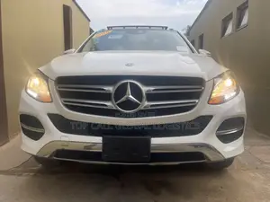 Mercedes-Benz GLE-Class GLE 350 2018 White