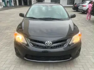 Toyota Corolla 2012 Black