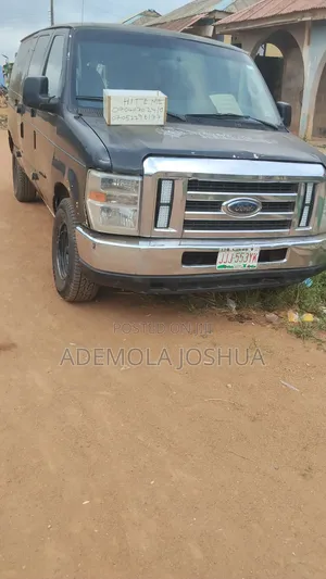 Ford E250 2006 Black