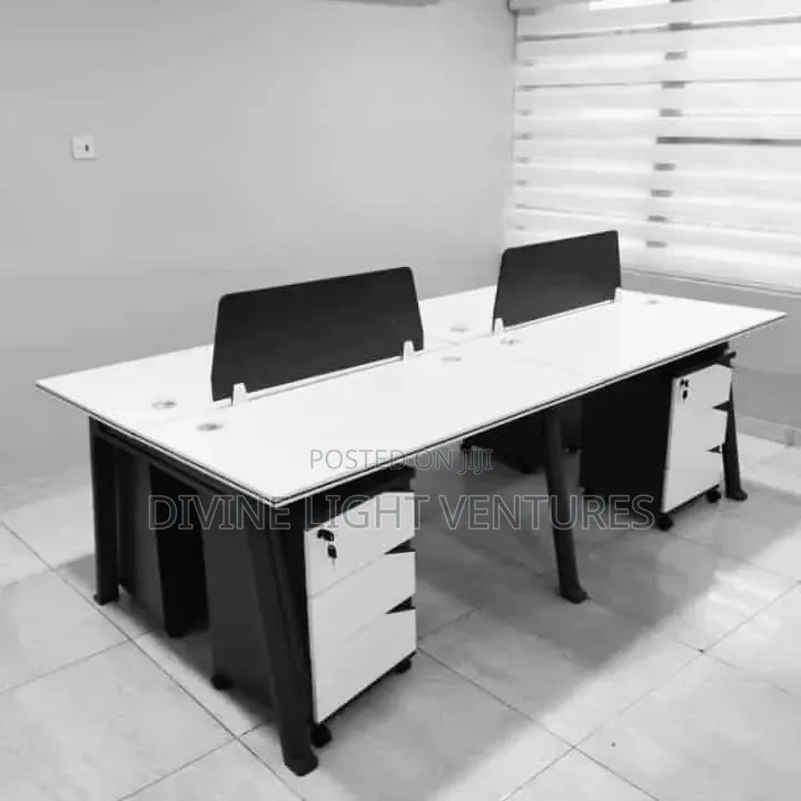 4 Man Work Station