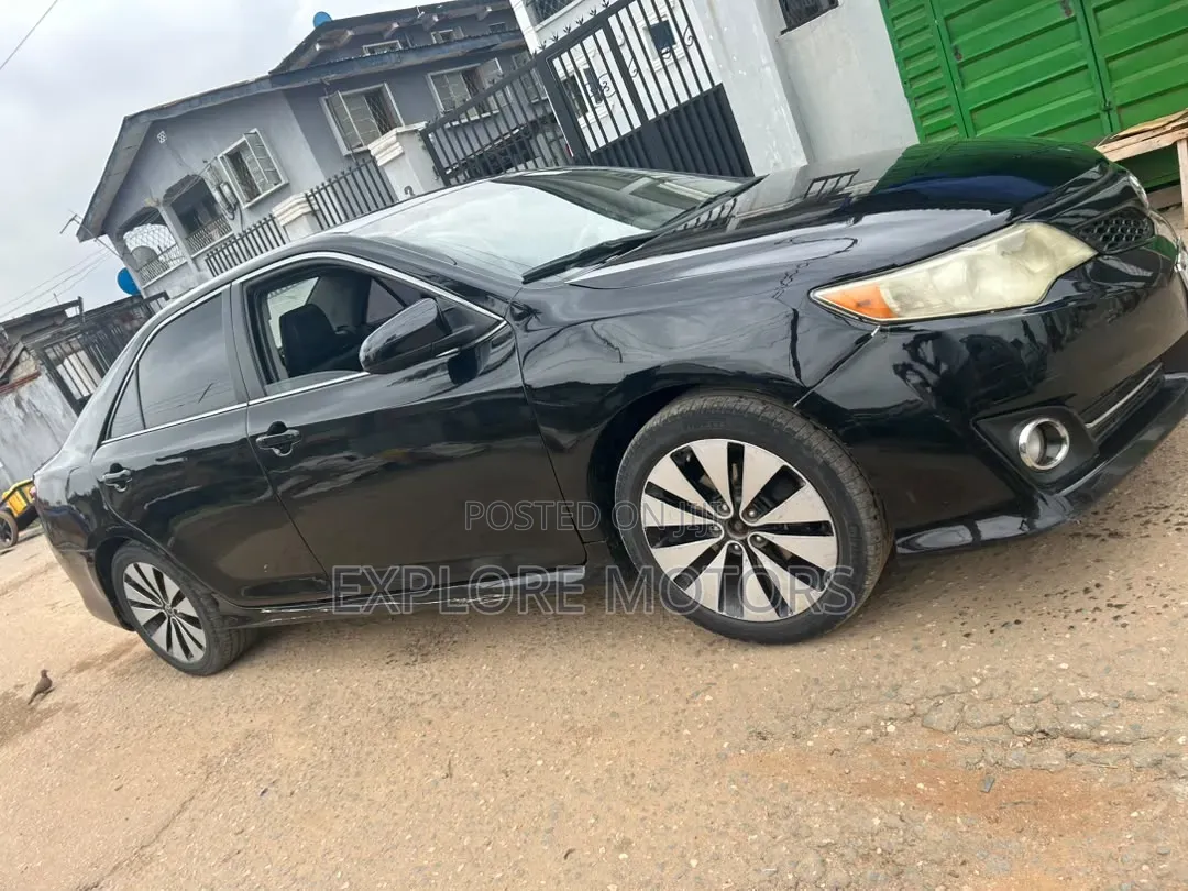 Toyota Camry 2013 Black