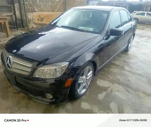 Mercedes-Benz C250 2011 Black