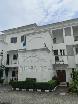 4bdrm Duplex in Banana Island for rent
