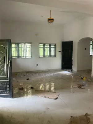 2bdrm Block of Flats in Akala Express for rent