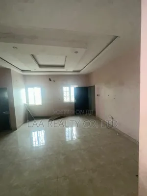 3bdrm Block of Flats in Mabushi for rent