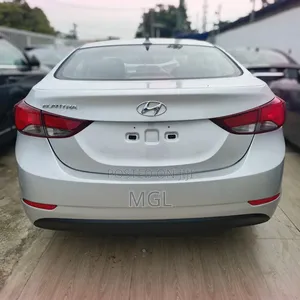 Hyundai Elantra 2014 Silver
