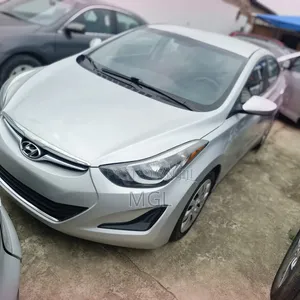Hyundai Elantra 2014 Silver