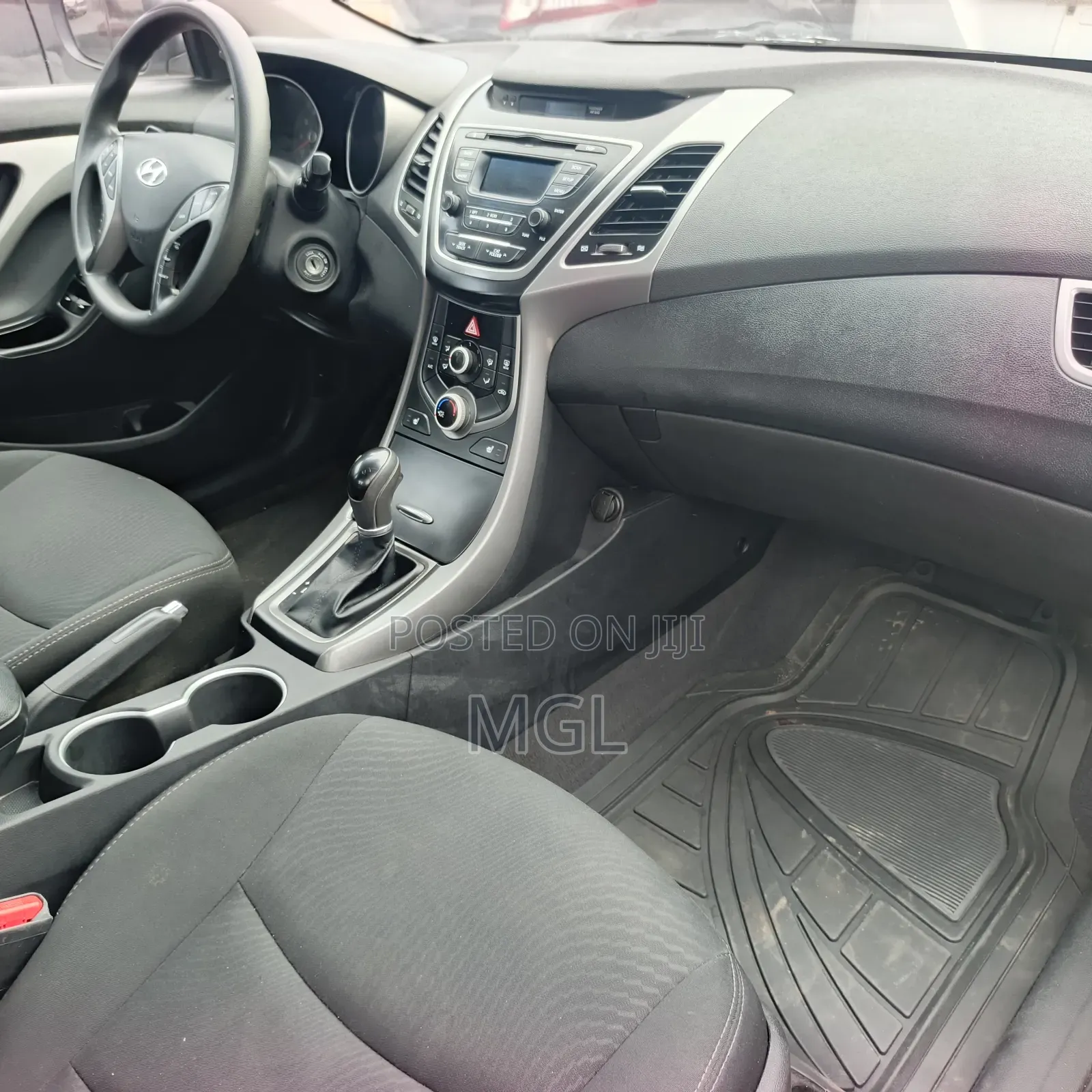 Hyundai Elantra 2014 Silver